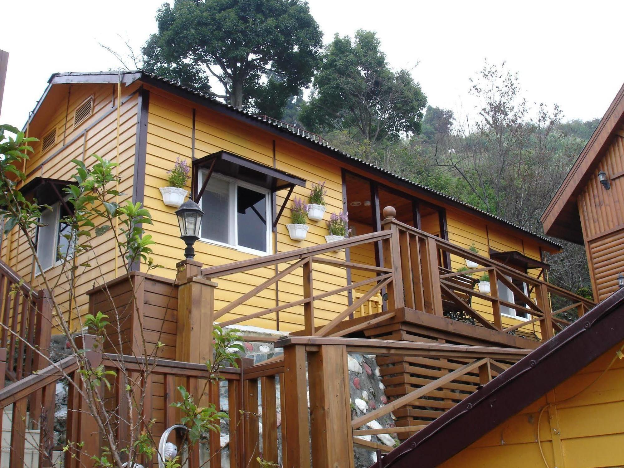 Emmanuel Farm House Ren'ai Exterior photo